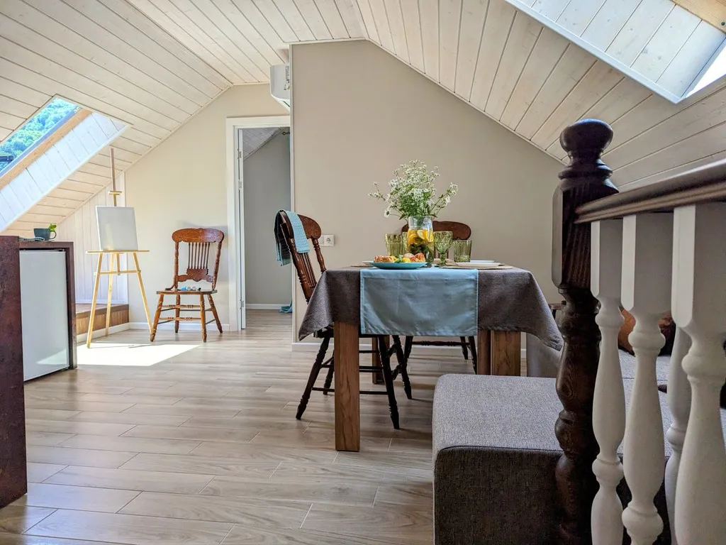 Роскошные двухуровневые апартаменты с панорамным видом на горы