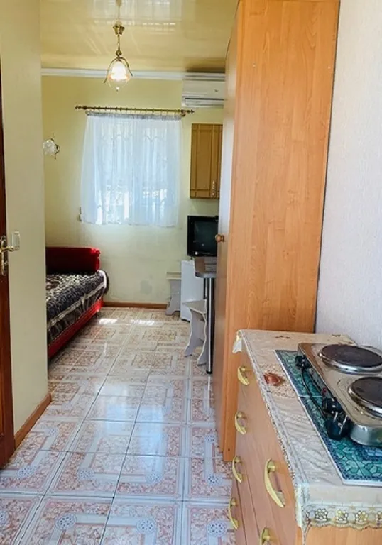 Коттедж Жилье со своим двориком — аренда посуточно в Евпатория