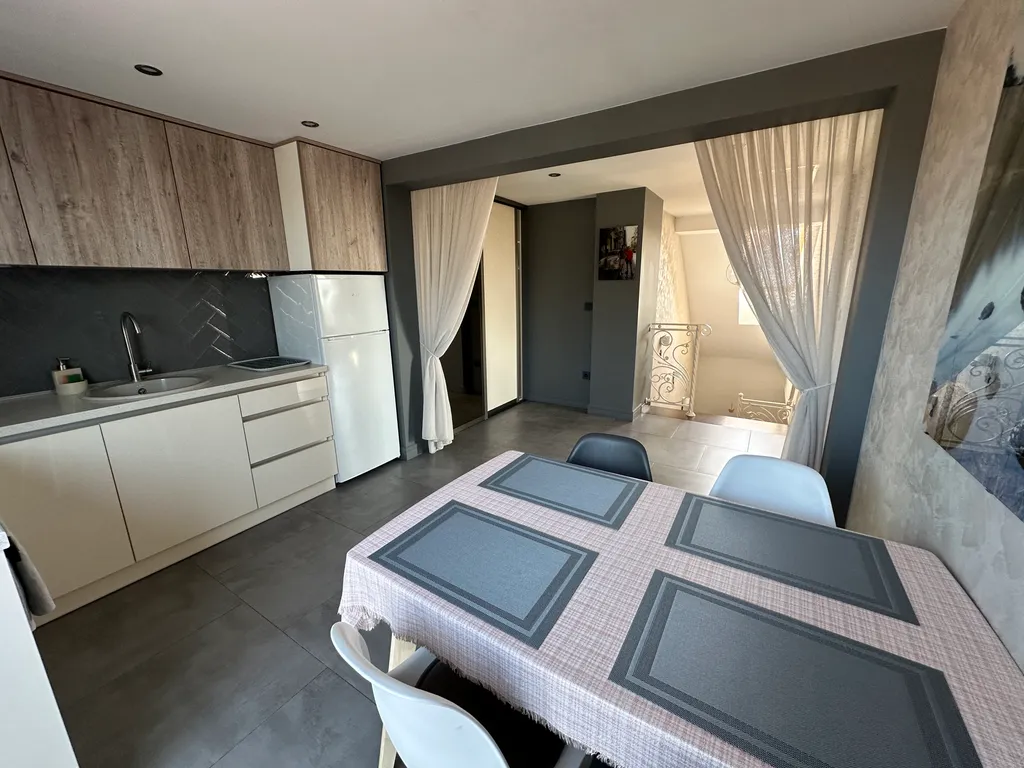 Квартира с видом на море