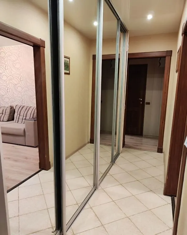 Квартира Семейная 3-комнатная квартира — Великий Новгород