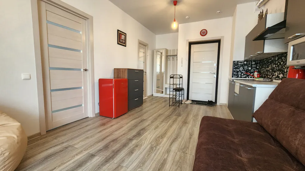 Евродвушка с видом на бассеин