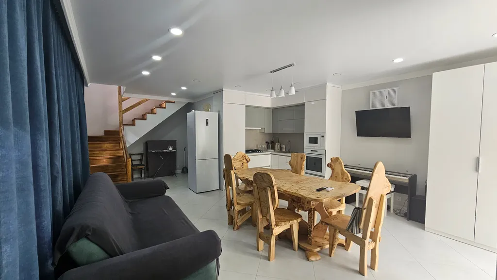 Уютный 2-этажный дом на море