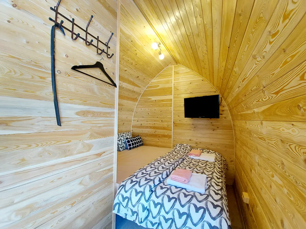 Уютный кемпинг с видом на горы