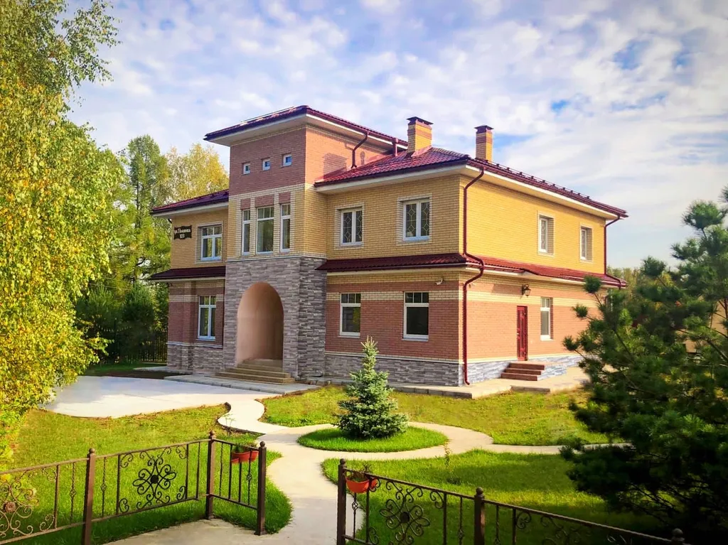 Коттедж Коттедж с новым ремонтом, с танцполом, караоке, баней и чаном — Ермолино