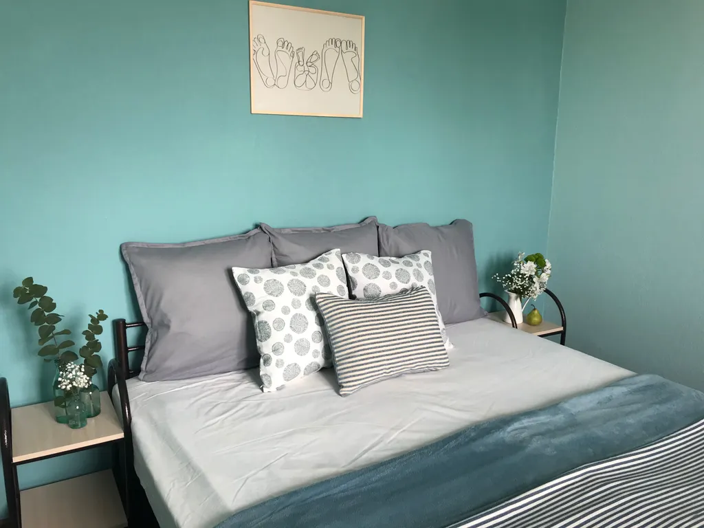 Квартира Комната с отдельным входом для 4-х человек — Кучугуры