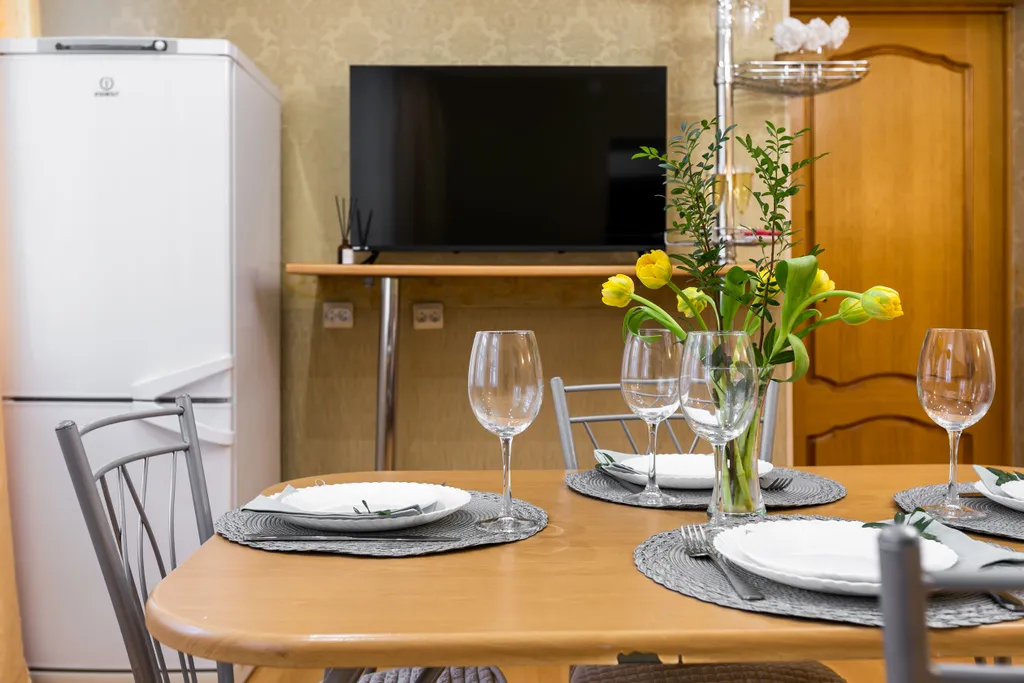 Рядом Невский, торговые центры, метро