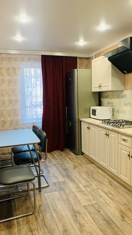 Квартира с отличной транспортной развязкой у дома