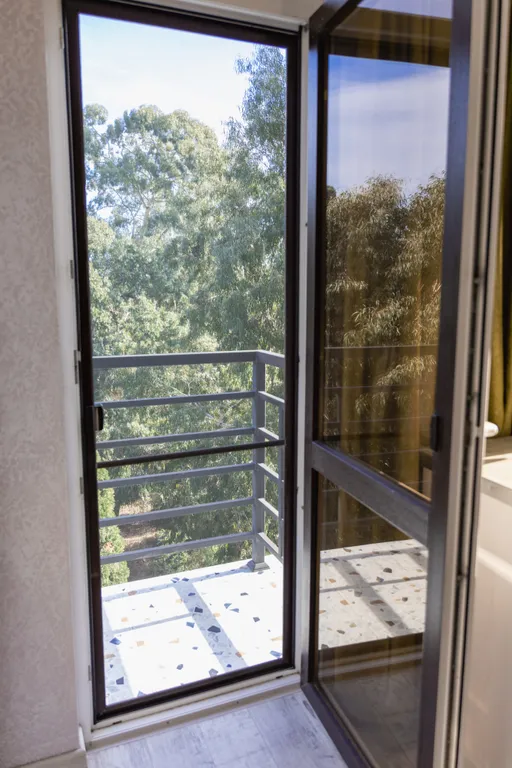 Квартира Квартира Уютная студия с видом на морской порт в ЖК Сорренто Парк — Сириус