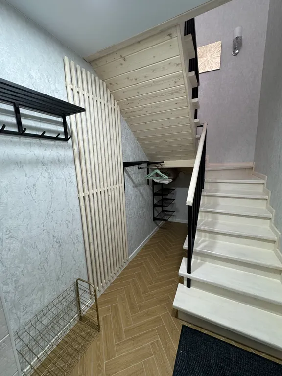 Новый таунхаус с шикарным видом на горнолыжный склон и лес