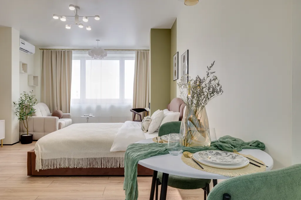 Студия на бульваре