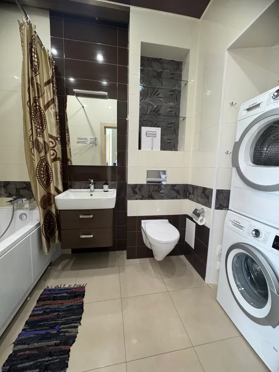 Шикарная евро-трёхкомнатная квартира на набережной