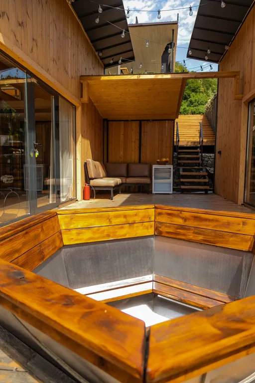 Дом Дуплекс в загородном комплексе с подогреваемым чаном