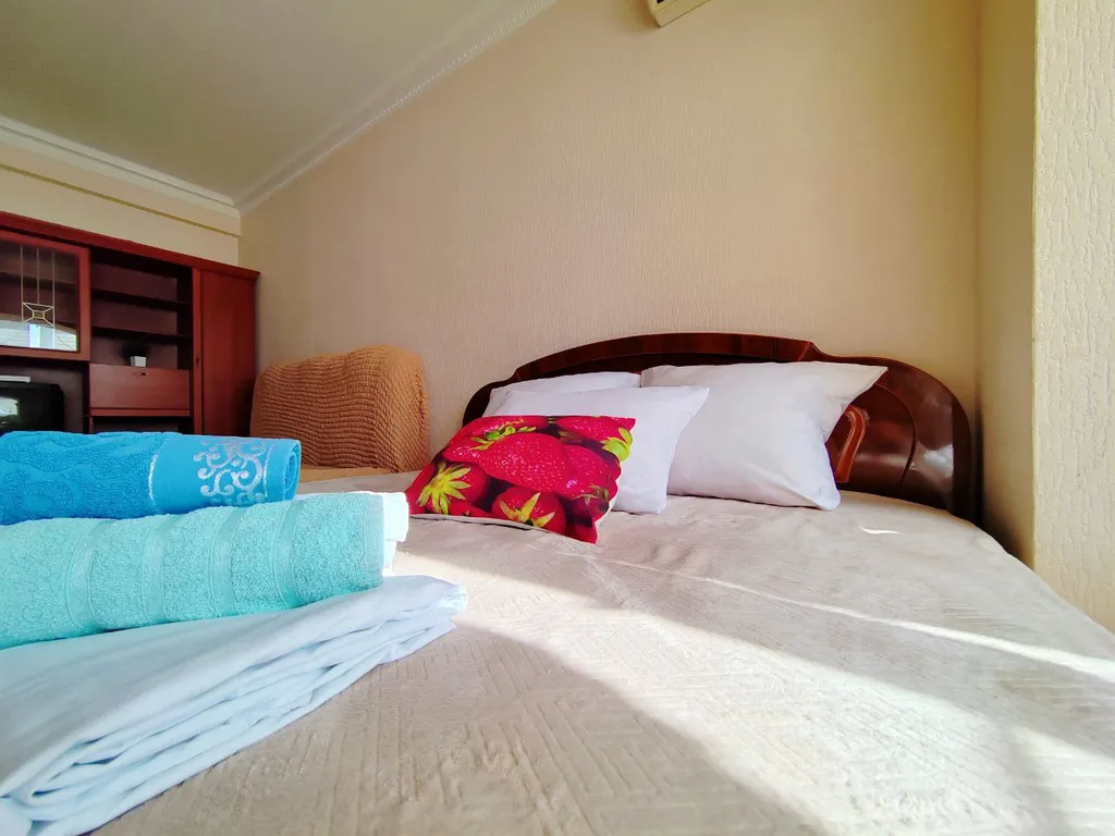 Уютная двушка на Жукова, 6