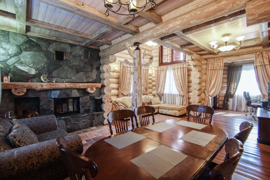 Шале с бассейном и видом на озеро