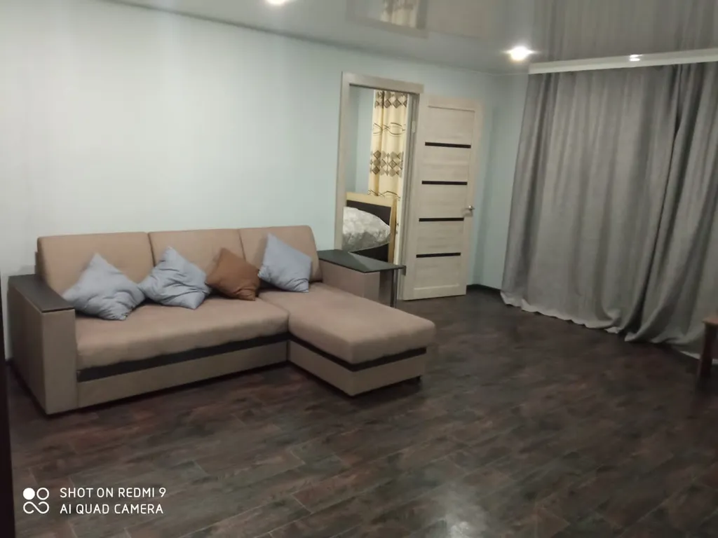 3х комнатная квартира возле Авиазавода