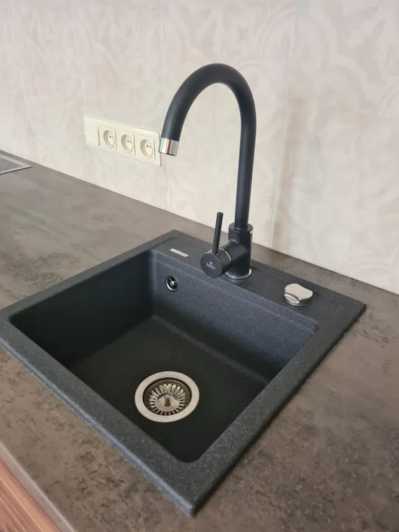 Art Deco One-Bedroom Suite in Library House