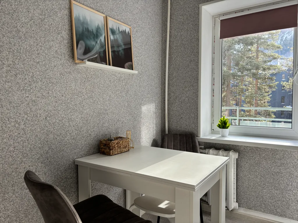 Квартира с видом на лес и горы