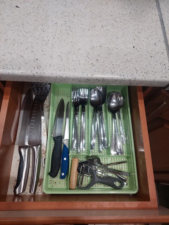 Двушка в центре, у хрустального рынка с новым ремонтом