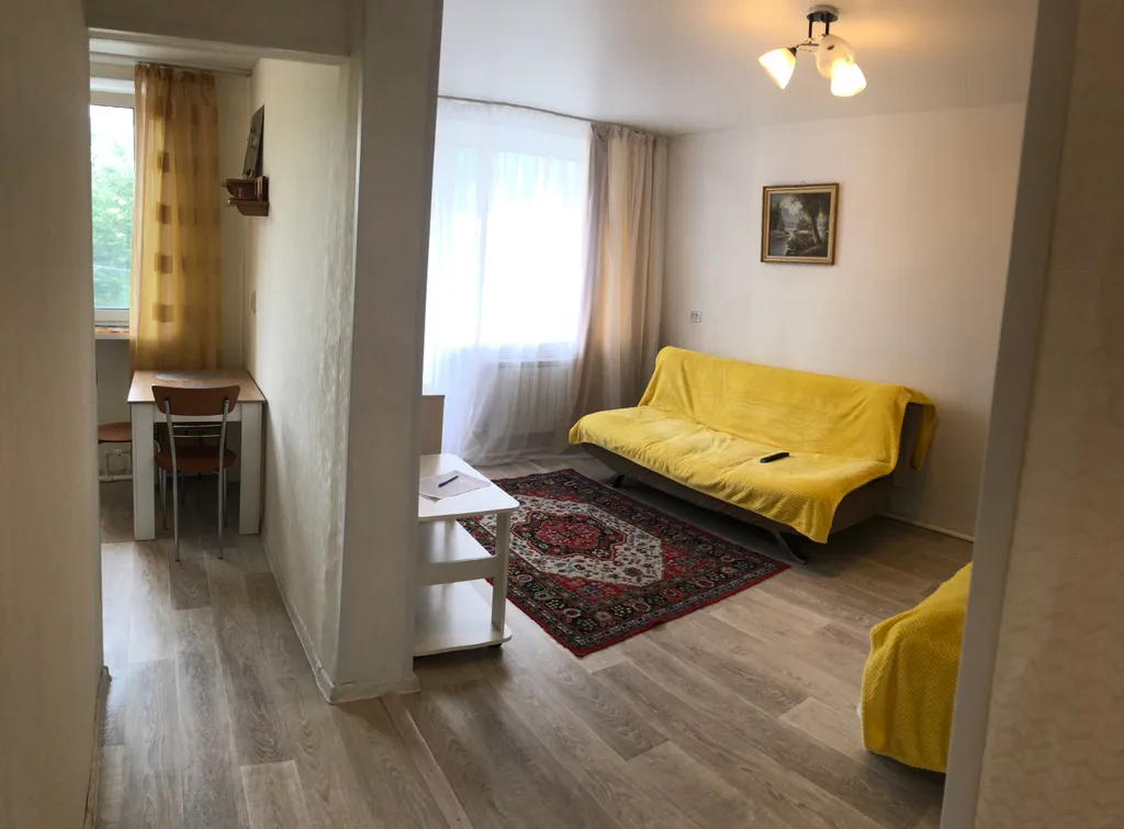 Уютная квартира в популярном районе города .