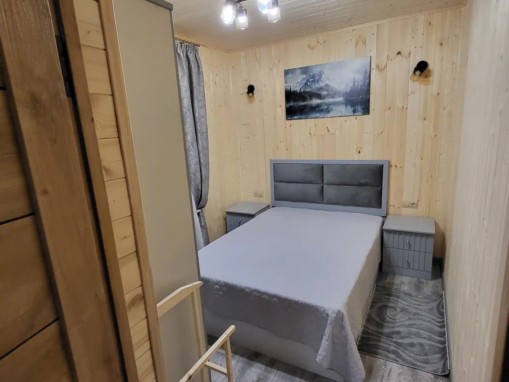 Коттедж с видом на горы (3 спальни)