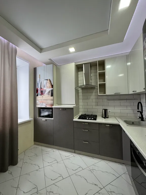 Идеальная квартира в новом доме с видом на закат