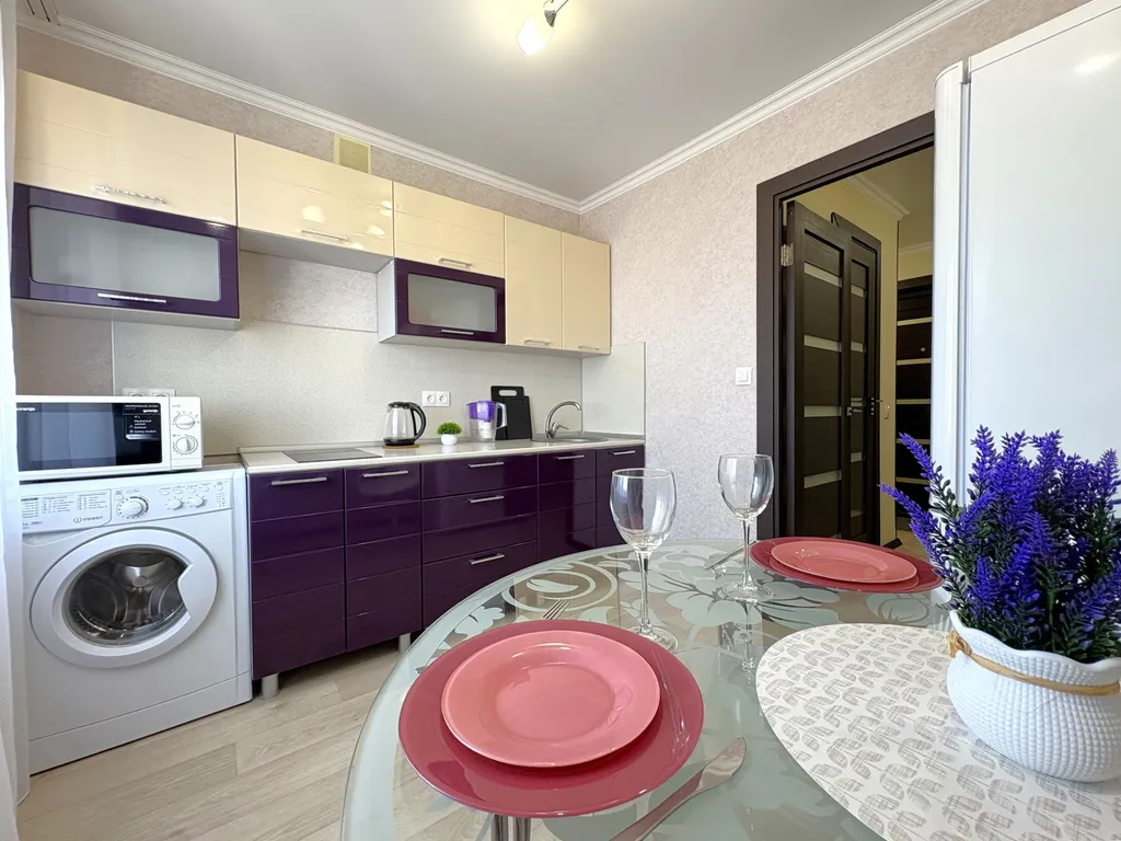 John Silver Sutki Life