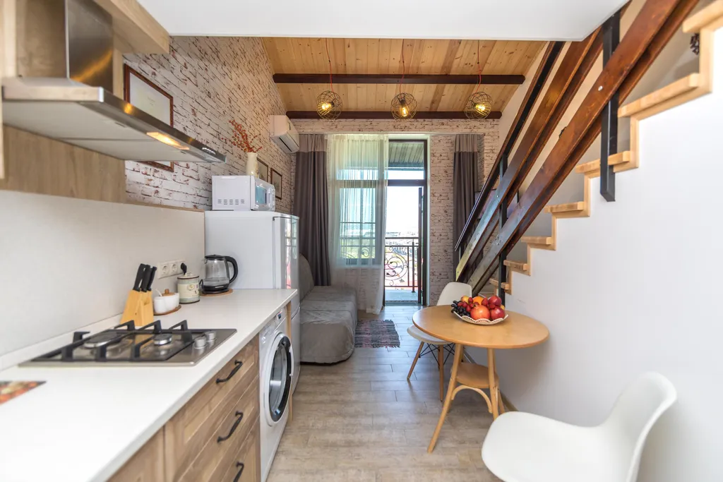 Двухуровневая стильная квартира у моря — аренда посуточно в Адлер