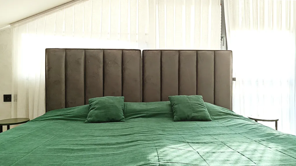 Уютная студия, два балкона, ванна, вид на горы, центр, все для отдыха