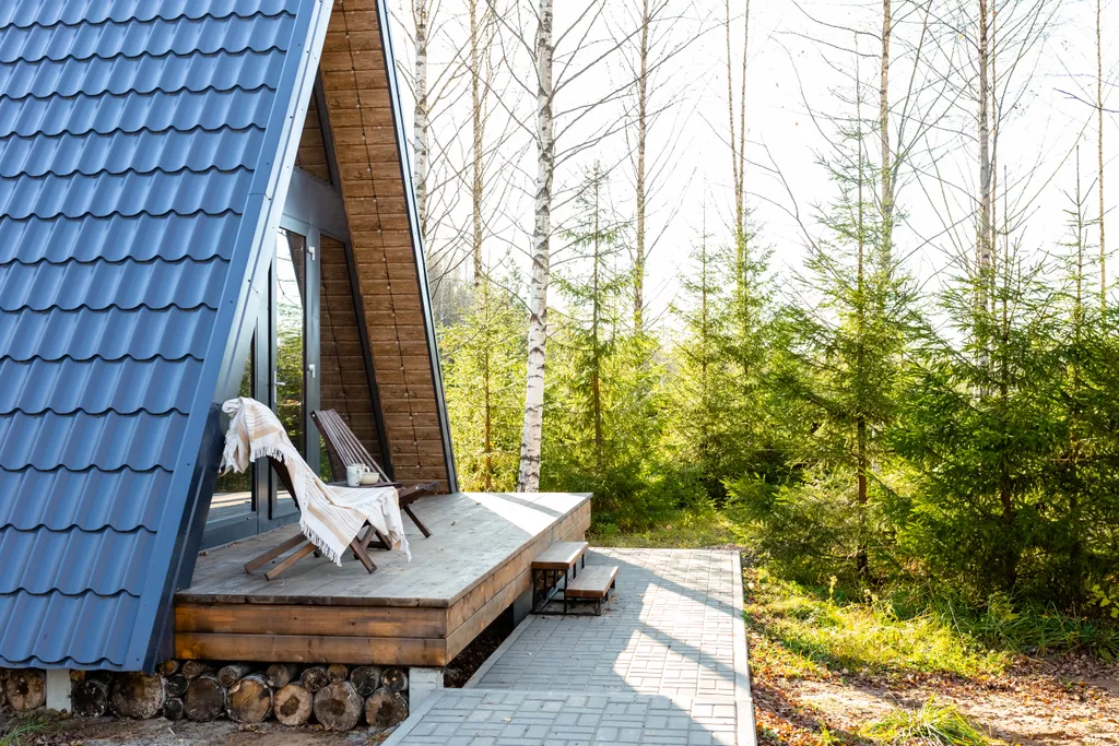 Дом A-Frame в лесном массиве