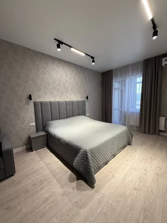 Новая квартира с дизайнерским ремонтом в центре города — аренда посуточно в Ессентуки