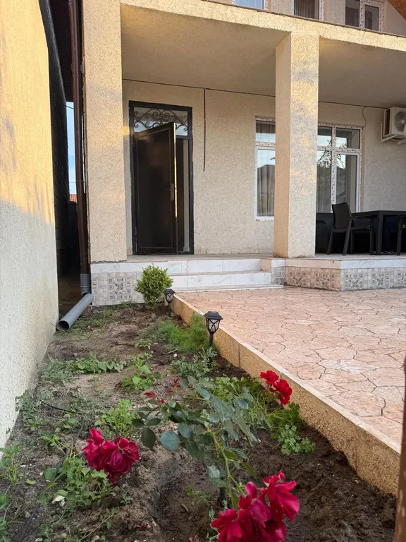 Уютный дом со свежим ремонтом в 1 минуте от Каспийского моря