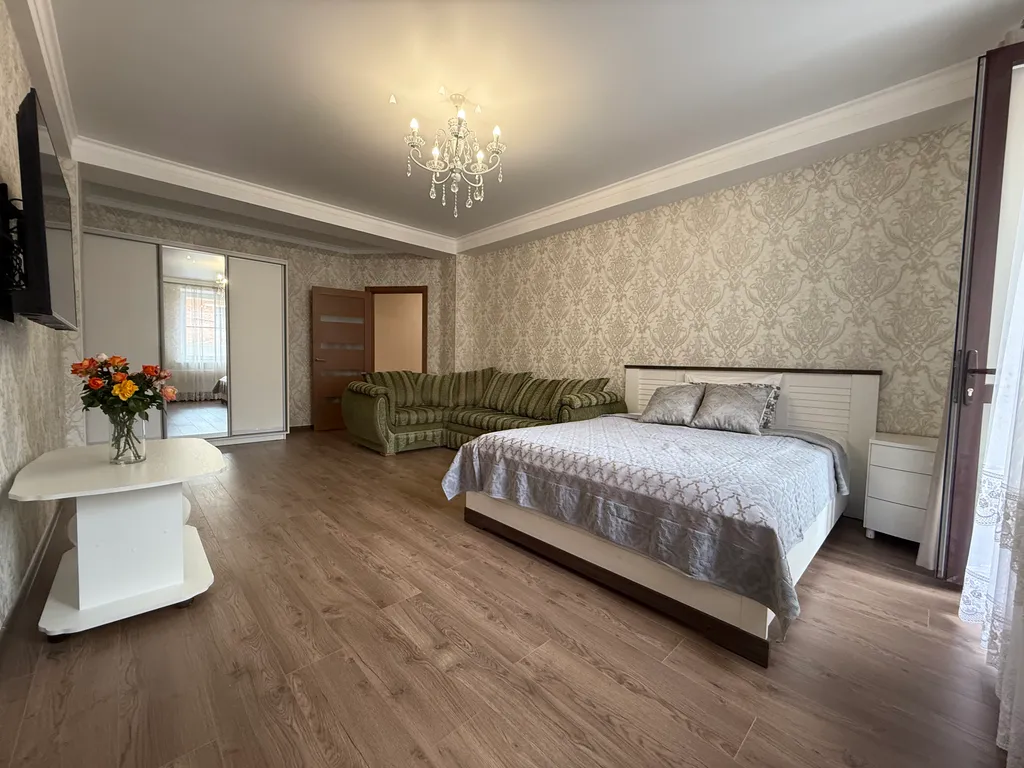 Квартира в новом доме, идеально расположенном в центре курортной зоны