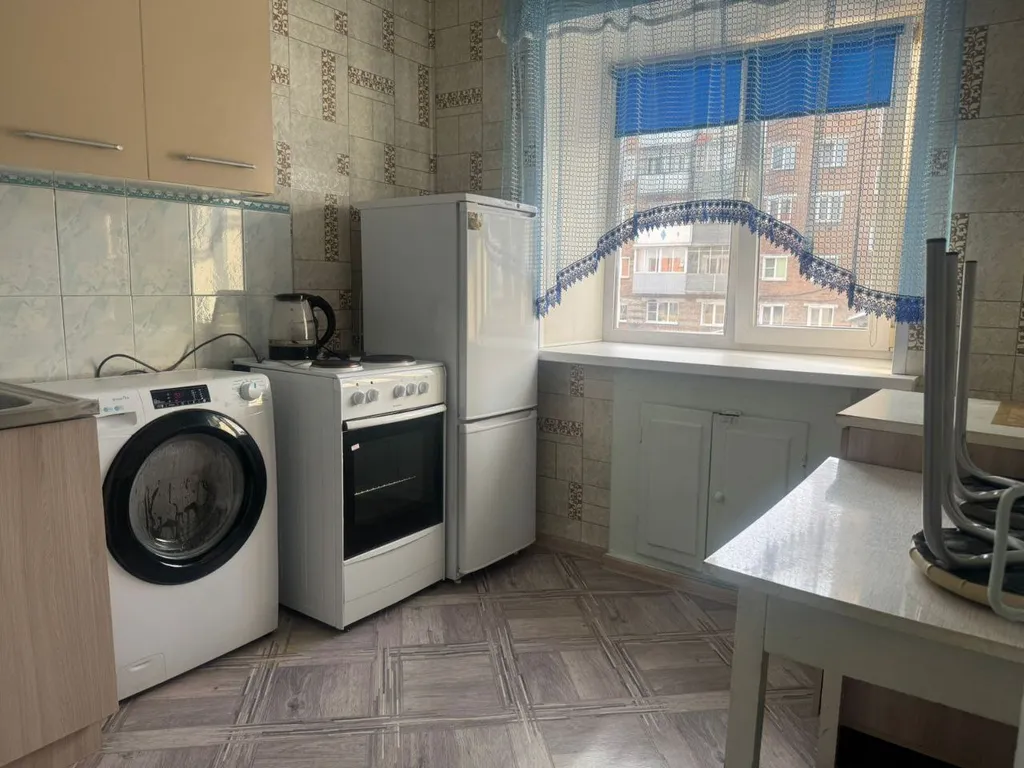 1-комнатная Квартира — аренда посуточно в Белово