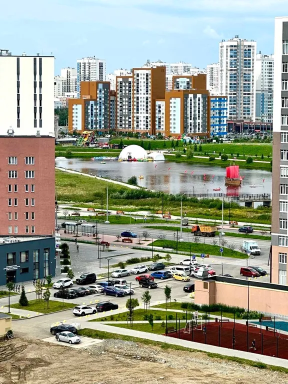 Квартира Квартира Уютная студия с красивейшим видом из окна — Екатеринбург