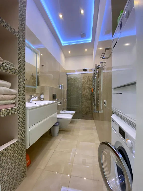 Шикарная квартира на первой линии