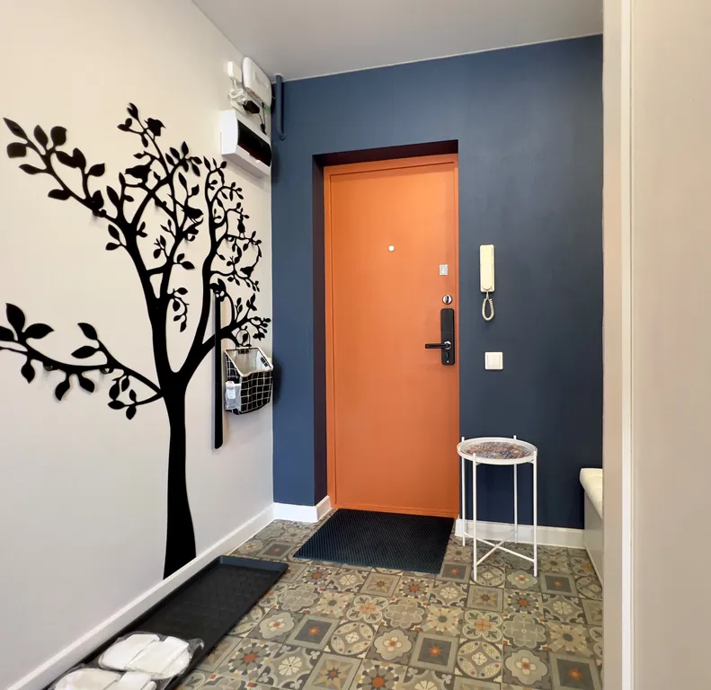 Атмосфера уюта в спальном районе с бесконтактным заселением