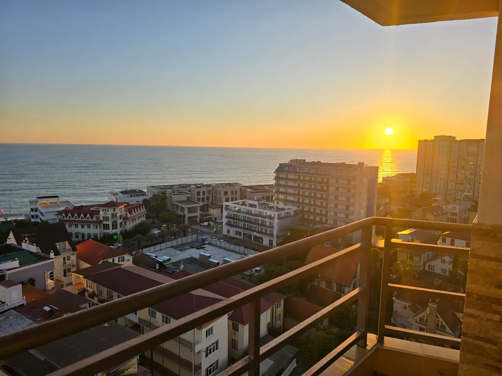 Квартира Просторная квартира с панорамным шикарным видом на море — Адлер