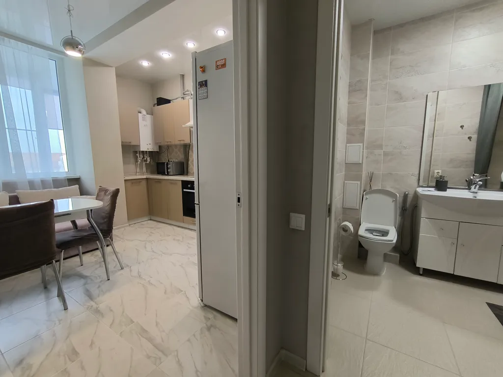 Квартира Квартира У Парка Победы в 10 мин ходьбы от пляжа и Aquamarine Resort & SPA. — Севастополь