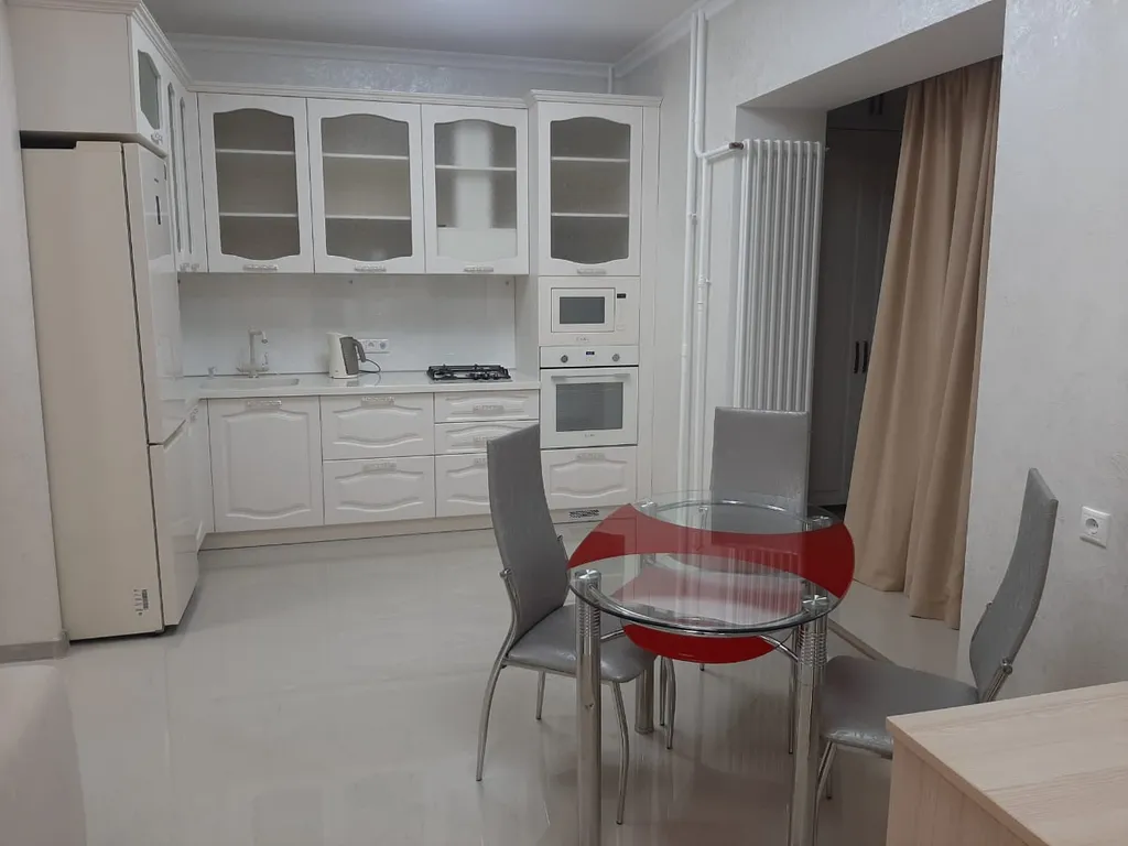 Квартира расположена возле Ледового дворца