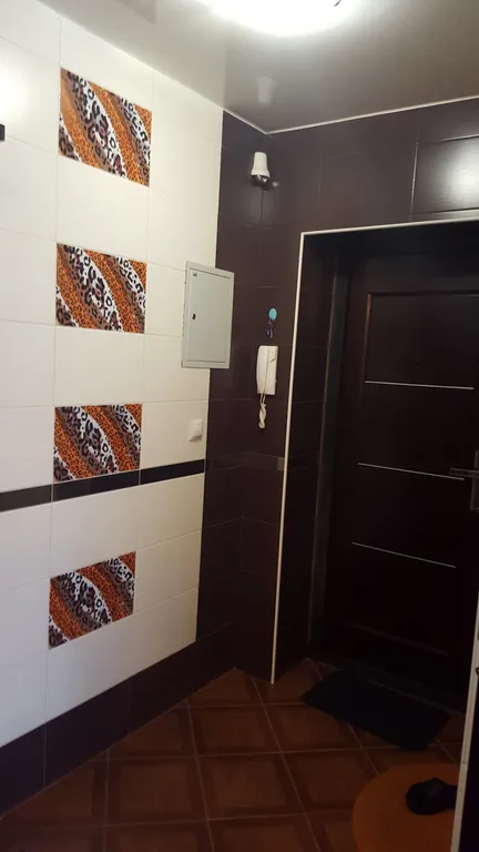 Трехкомнатная квартира-студия возле метро "Березовая роща"