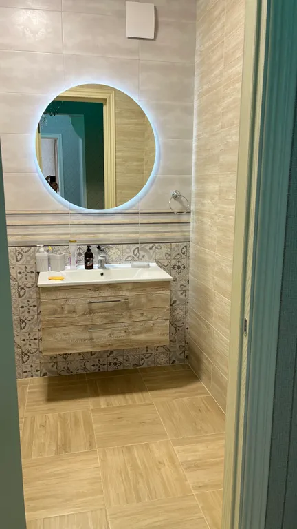 Квартира с панорамными окнами с видом на море