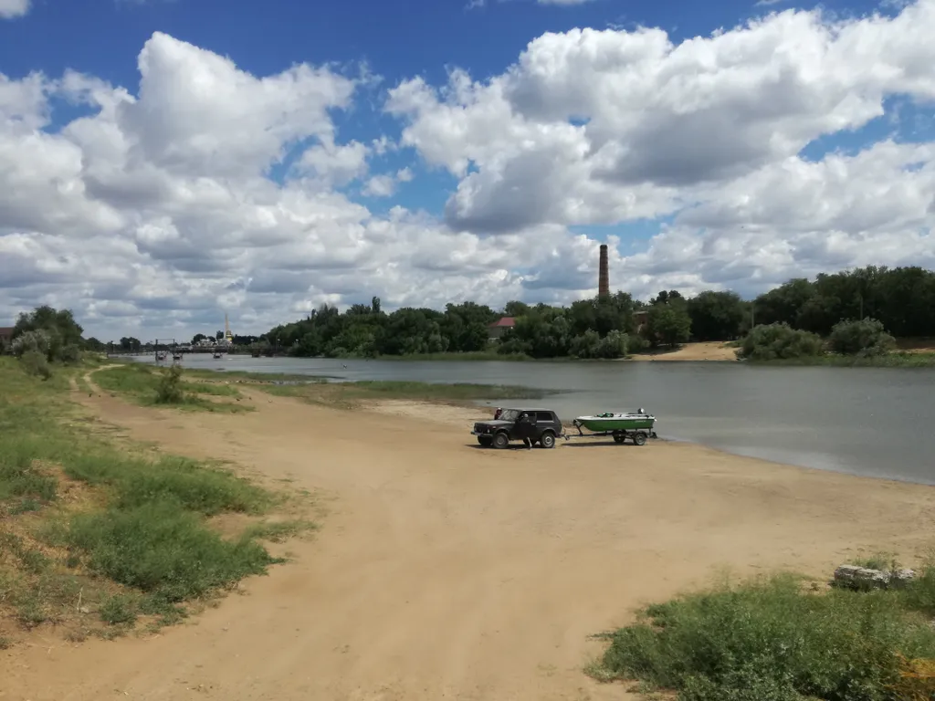 Однушка на берегу в Правобережье
