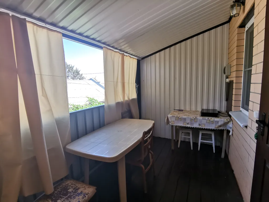 Квартира Квартира Атмосферная мансарда-студия между парком и морем — Ейск