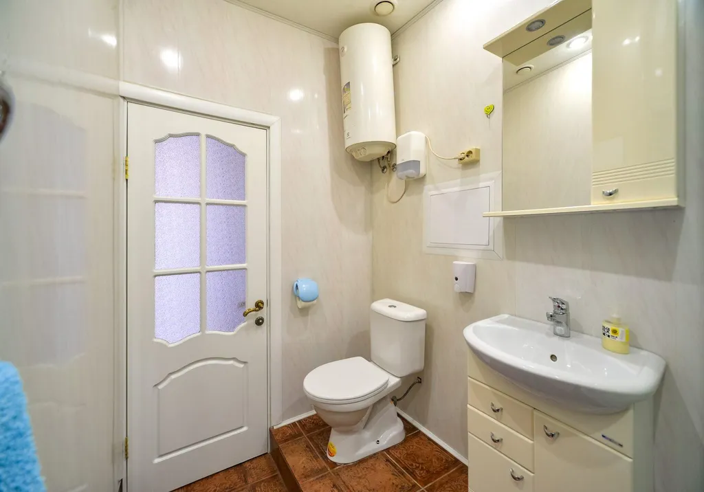 Квартира 2-комнатная квартира с балконом и панорамным видом на центральную акваторию Невы — Санкт-Петербург