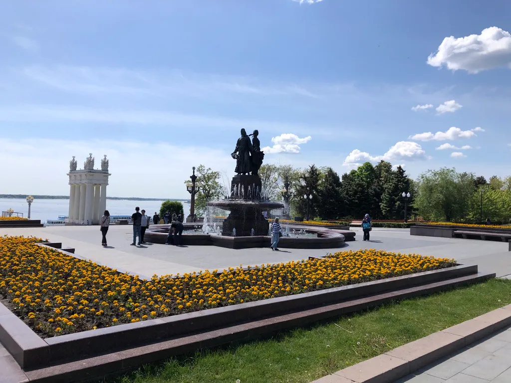 Квартира Квартира Апартамент с джакузи у музея Машкова в центре — Волгоград