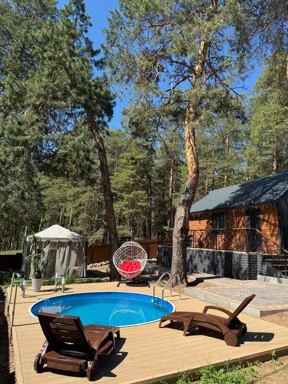 Коттедж Дом с тёплым бассейном в сосновом лесу — аренда посуточно в Малая Царевщина