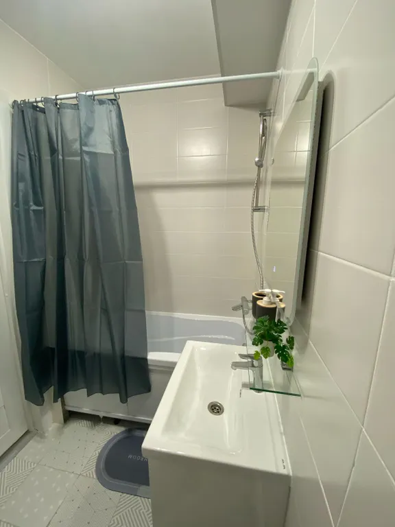 Квартира 1-комнатная Квартира — Бугры