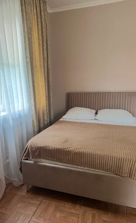 Уютный номер с бассейном