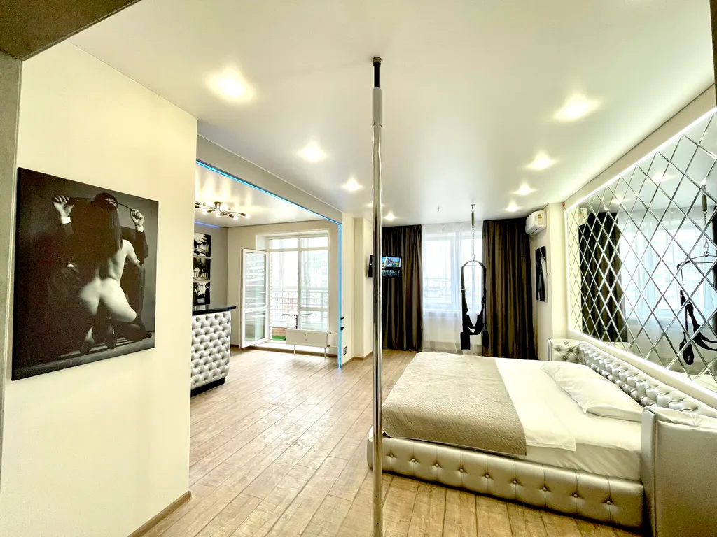 Зеркальная комната