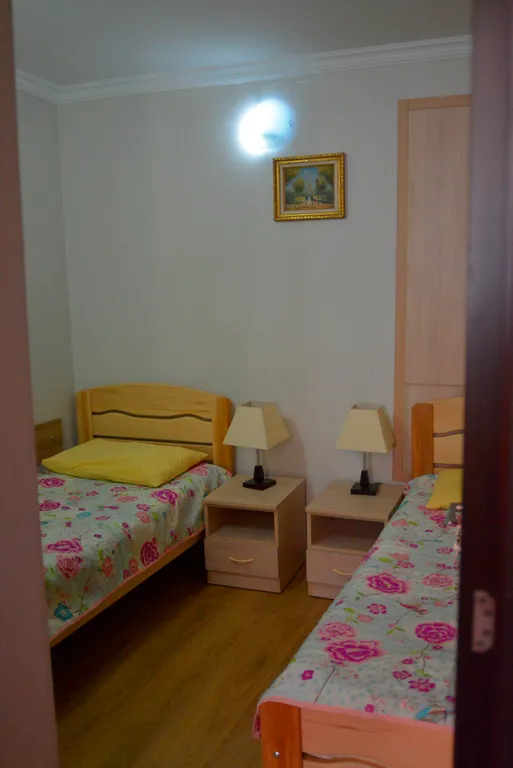 3-комнатная Квартира — аренда посуточно в Тбилиси